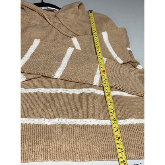 C & C California Beige and White Pullover Sweater – Size Large - Picture 4 of 6